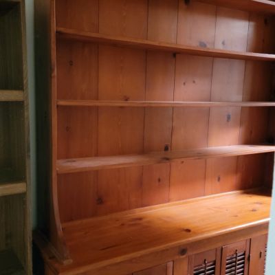 Pine bookcase.jpg