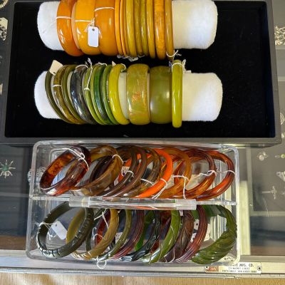 BAKELITE !!.jpg